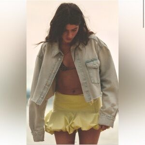 ZARA RIPPED TRF CROP DENIM OVERSHIRT